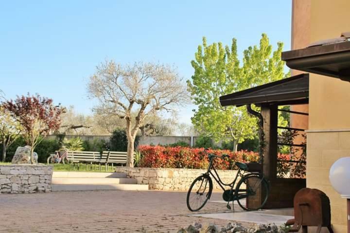 The Holiday House Hotel Santeramo in Colle Exterior photo